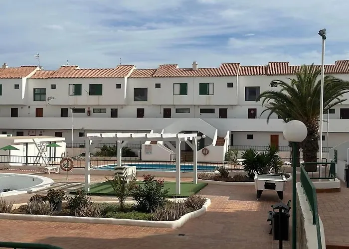 Sunny Tenerife Apartment *